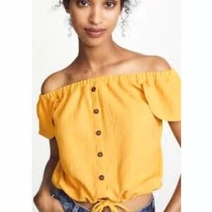 Madewell Top Yellow Off Shoulder Button Cropped‎